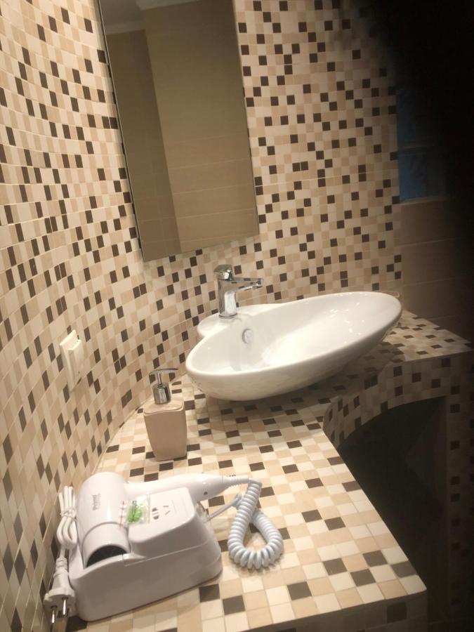 Maisonette Lux Modern Next To Metro Kerameikos 3 Rooms Athens Ngoại thất bức ảnh