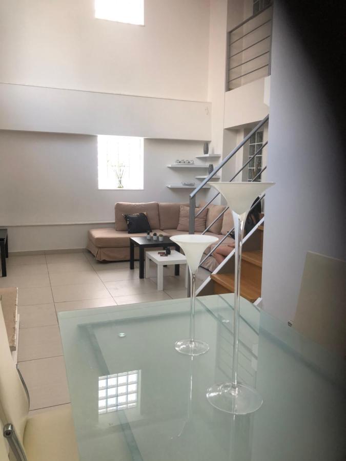 Maisonette Lux Modern Next To Metro Kerameikos 3 Rooms Athens Ngoại thất bức ảnh